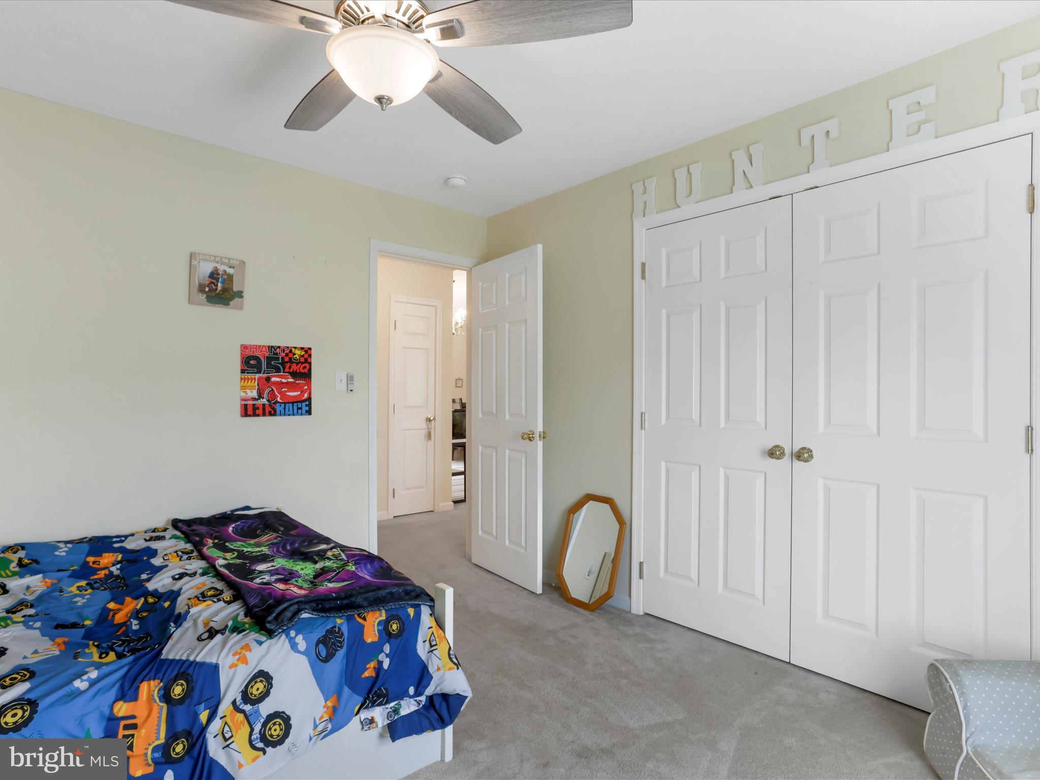 CRESTFIELD - Residential