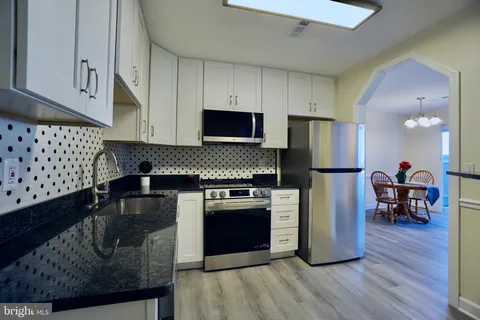 MLS: MDFR2056292