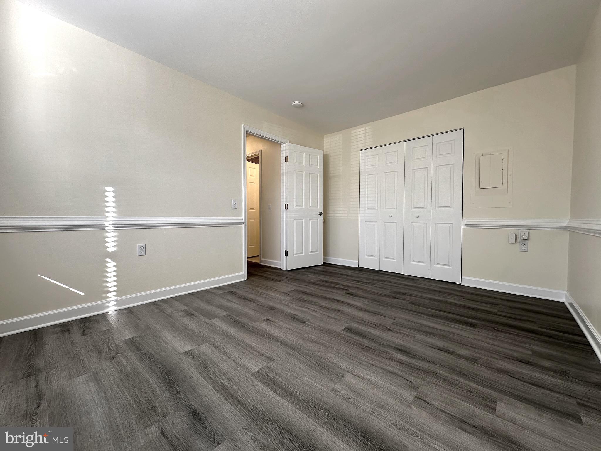 CRESTWOOD VILLAGE - Residential