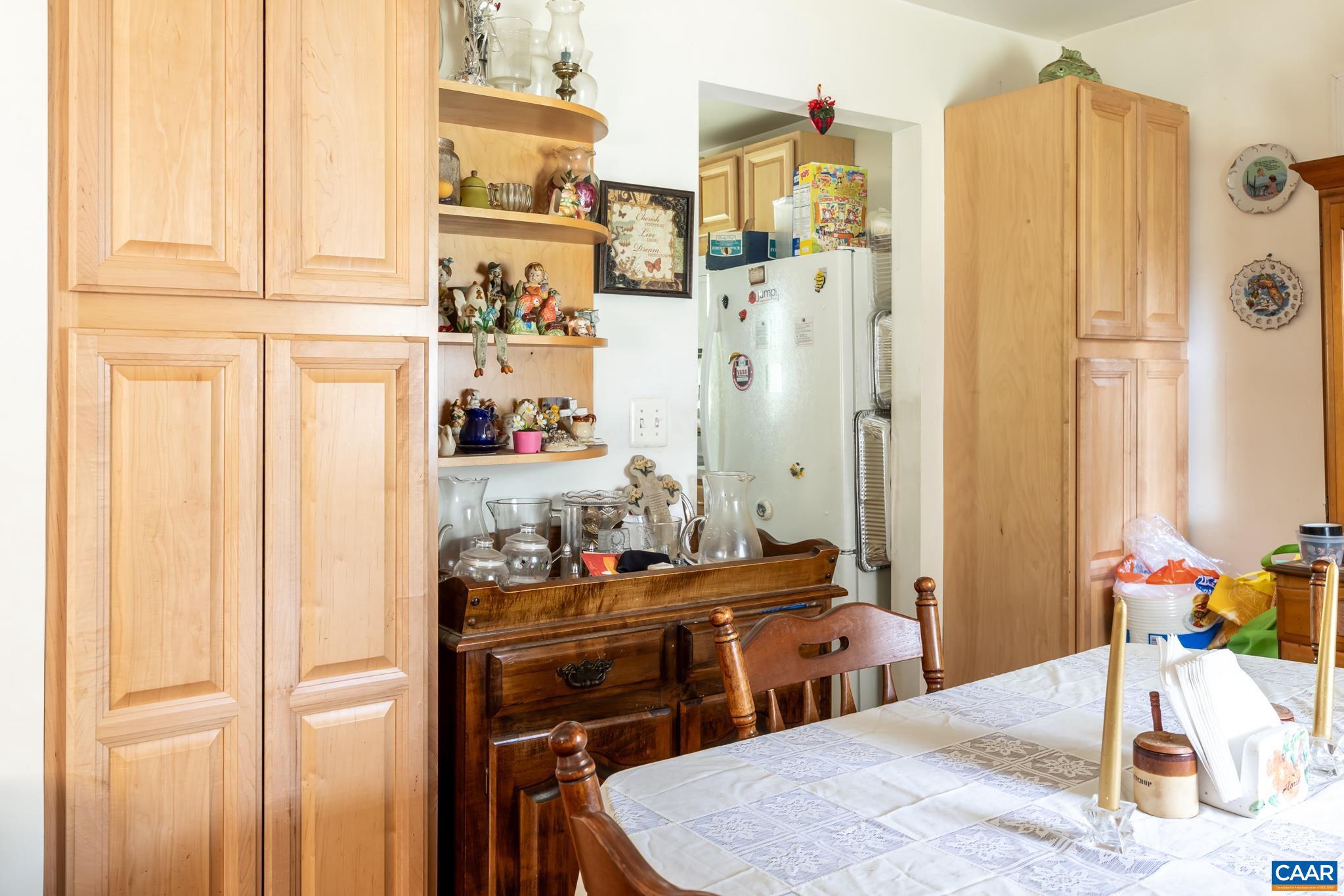 KNOLLWOOD - Residential