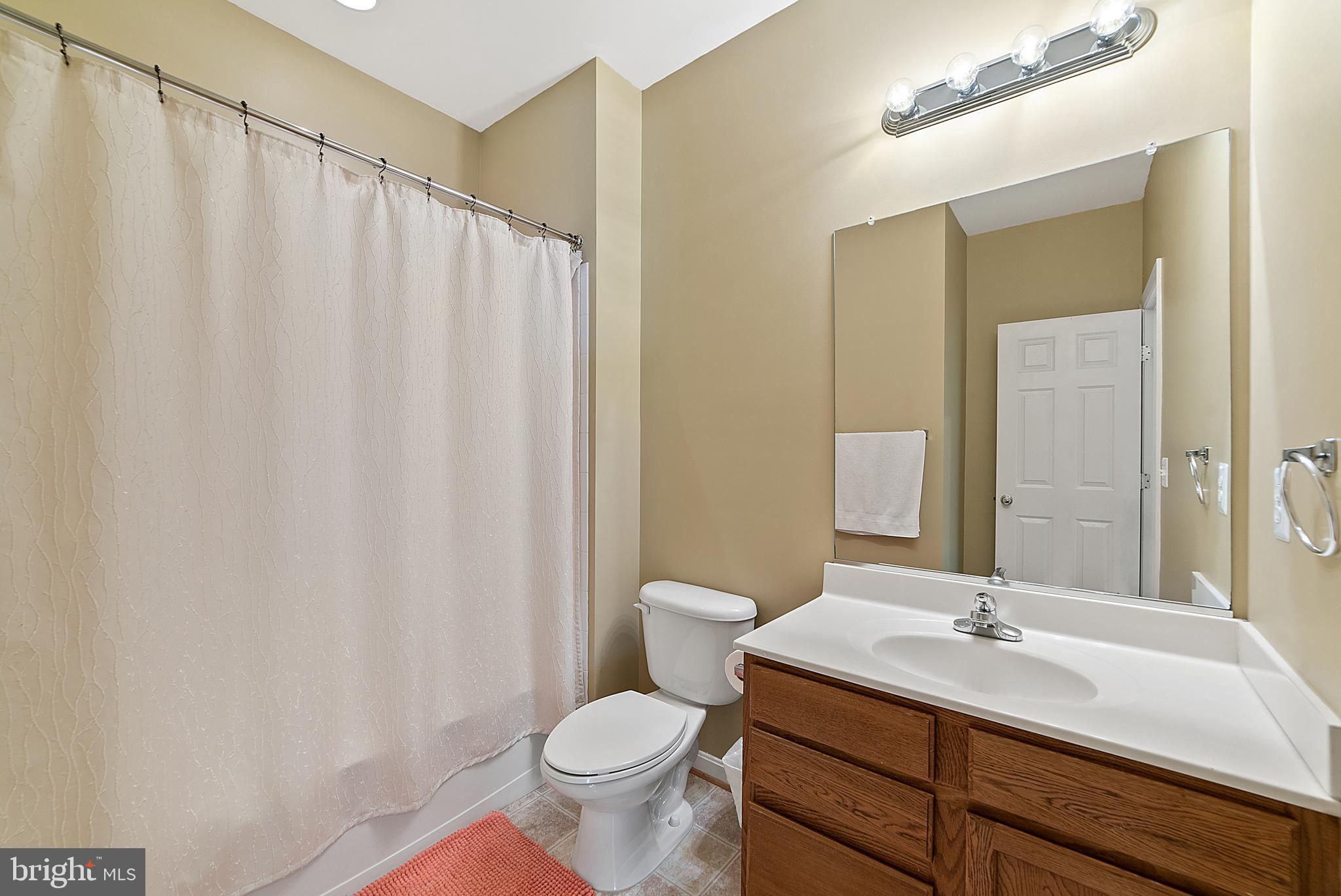 MADISON GROVE - Residential