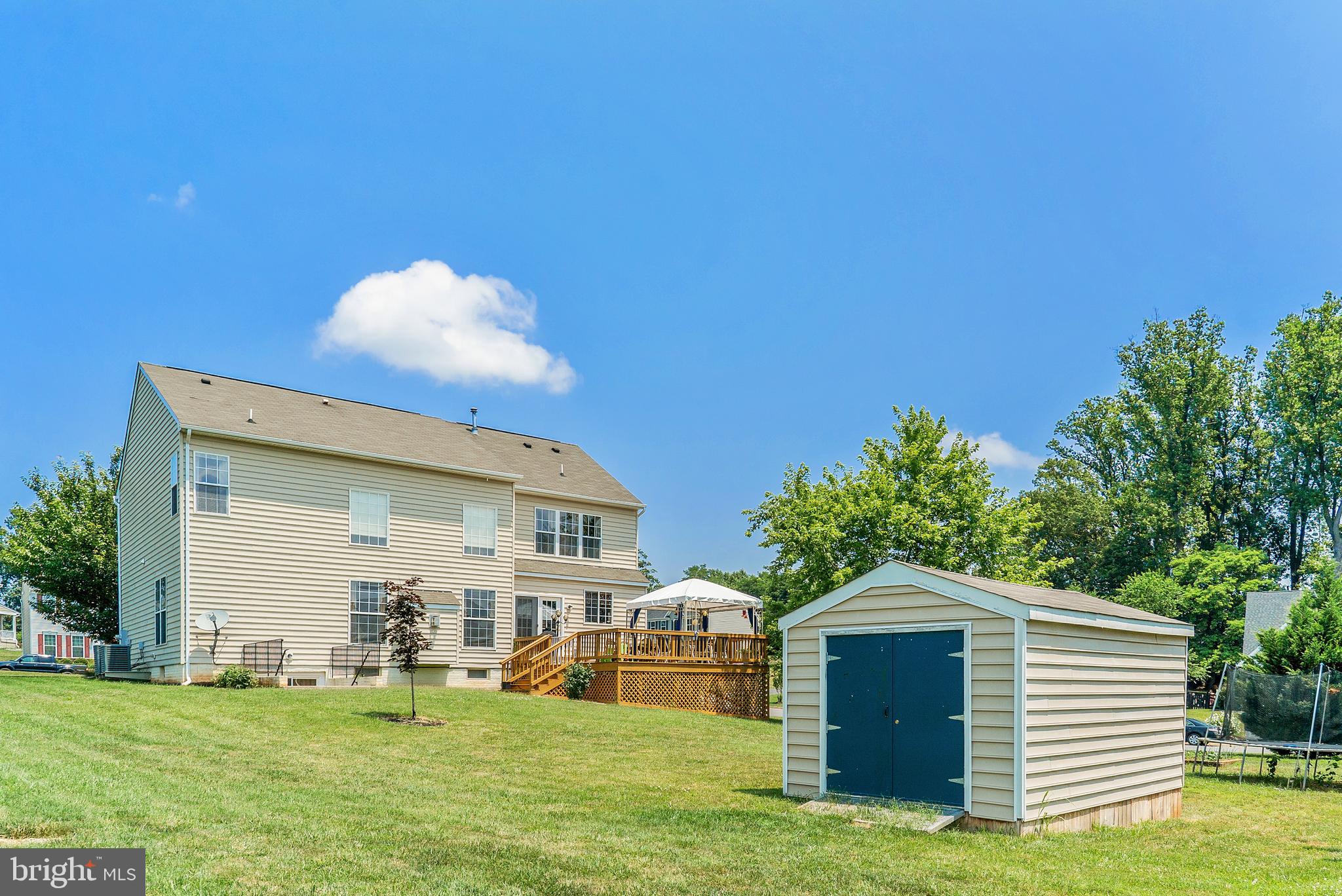 MADISON GROVE - Residential