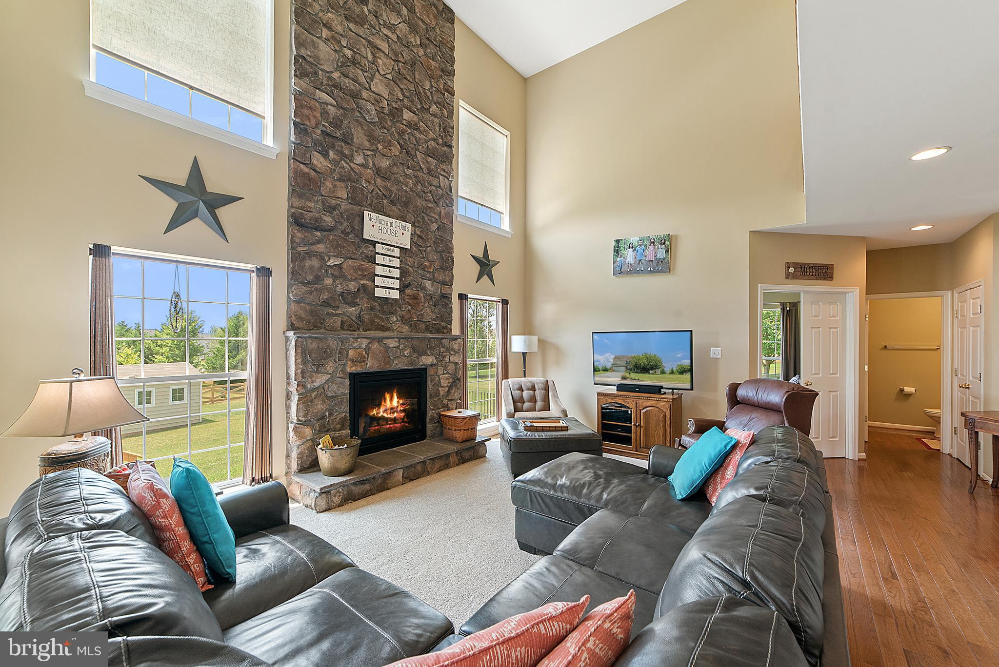 MADISON GROVE - Residential