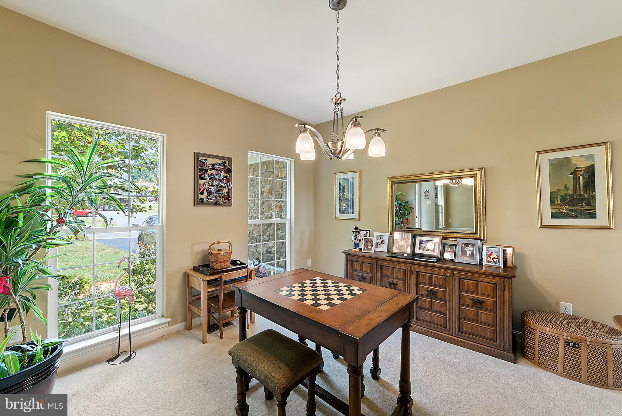 MADISON GROVE - Residential