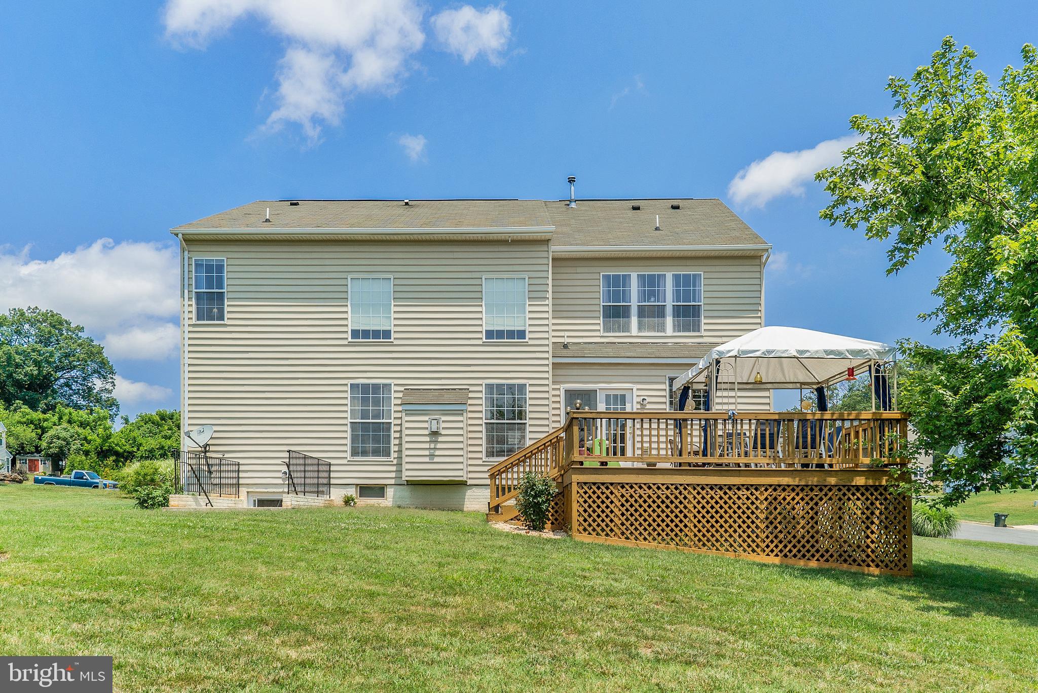 MADISON GROVE - Residential