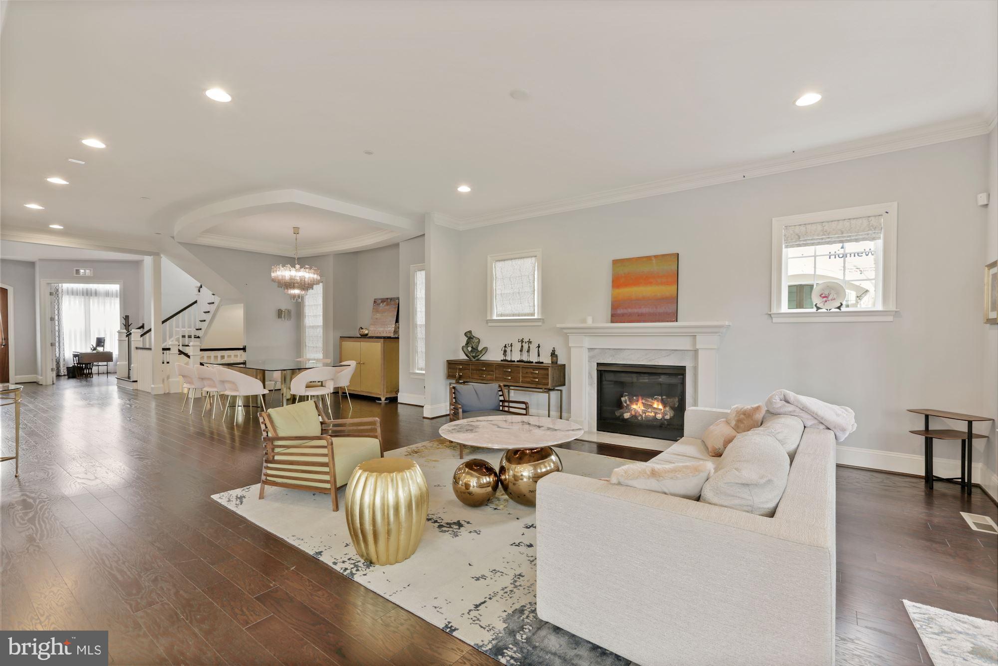 CROWN FARM - Residential