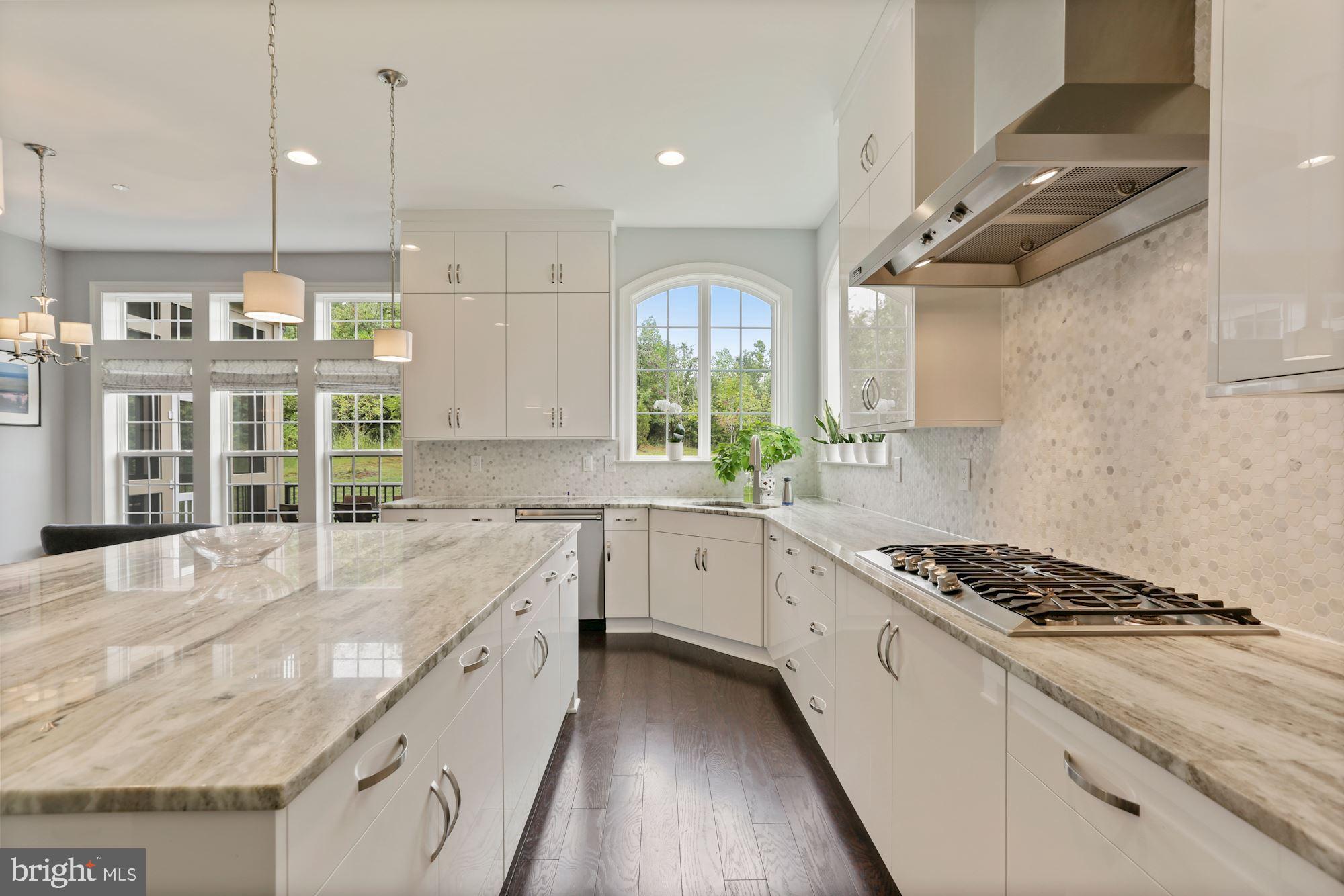 CROWN FARM - Residential