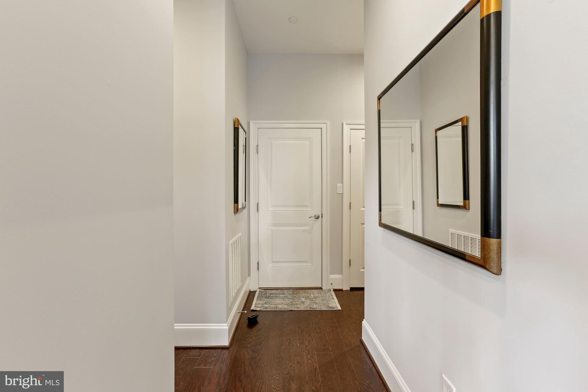 CROWN FARM - Residential