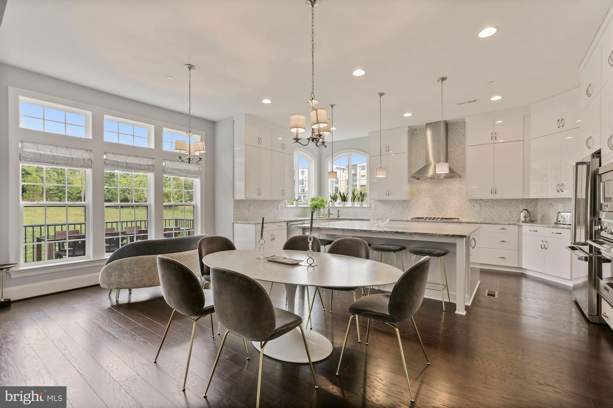 CROWN FARM - Residential
