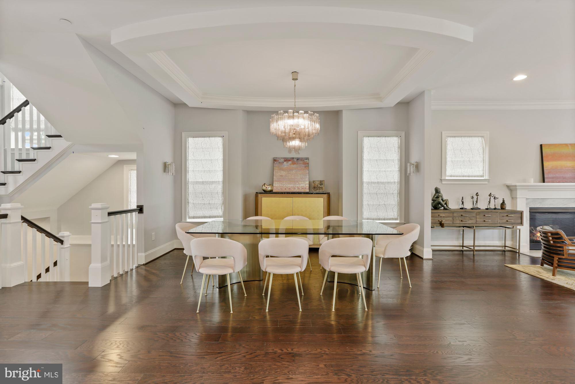CROWN FARM - Residential