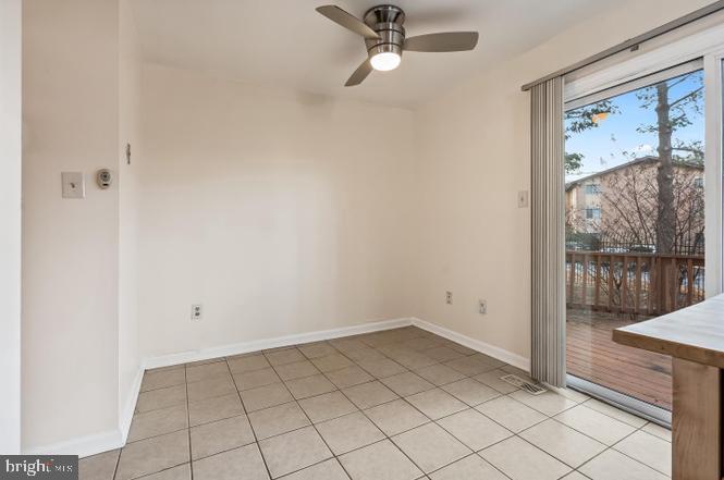 NEWPORT TOWNE - Residential Lease