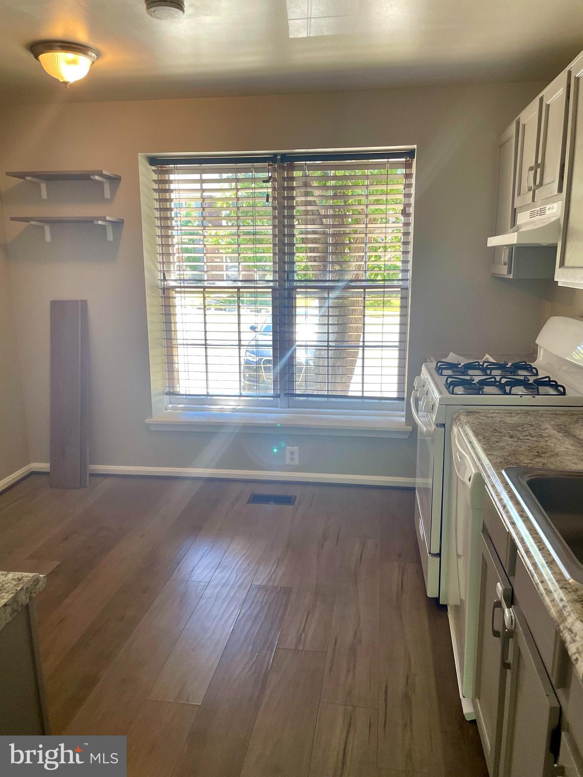 HAYFIELD VIEW - Residential Lease