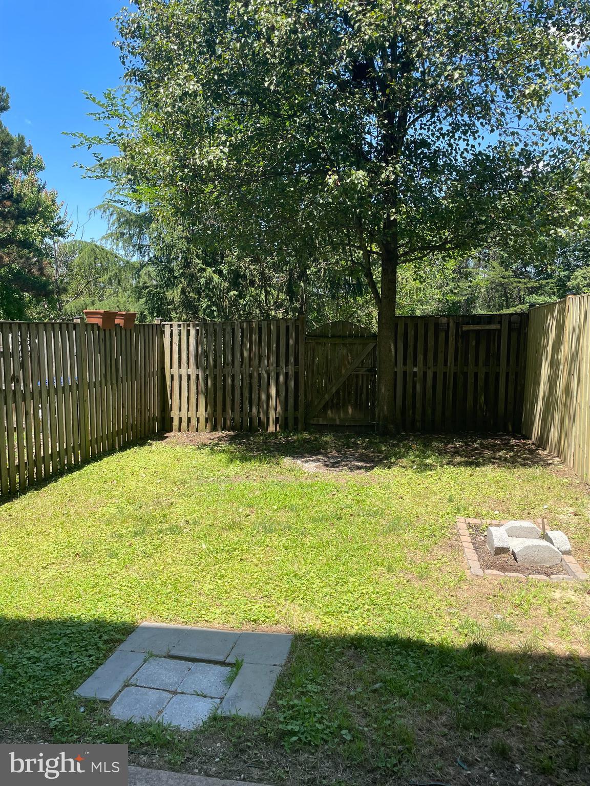 HAYFIELD VIEW - Residential Lease