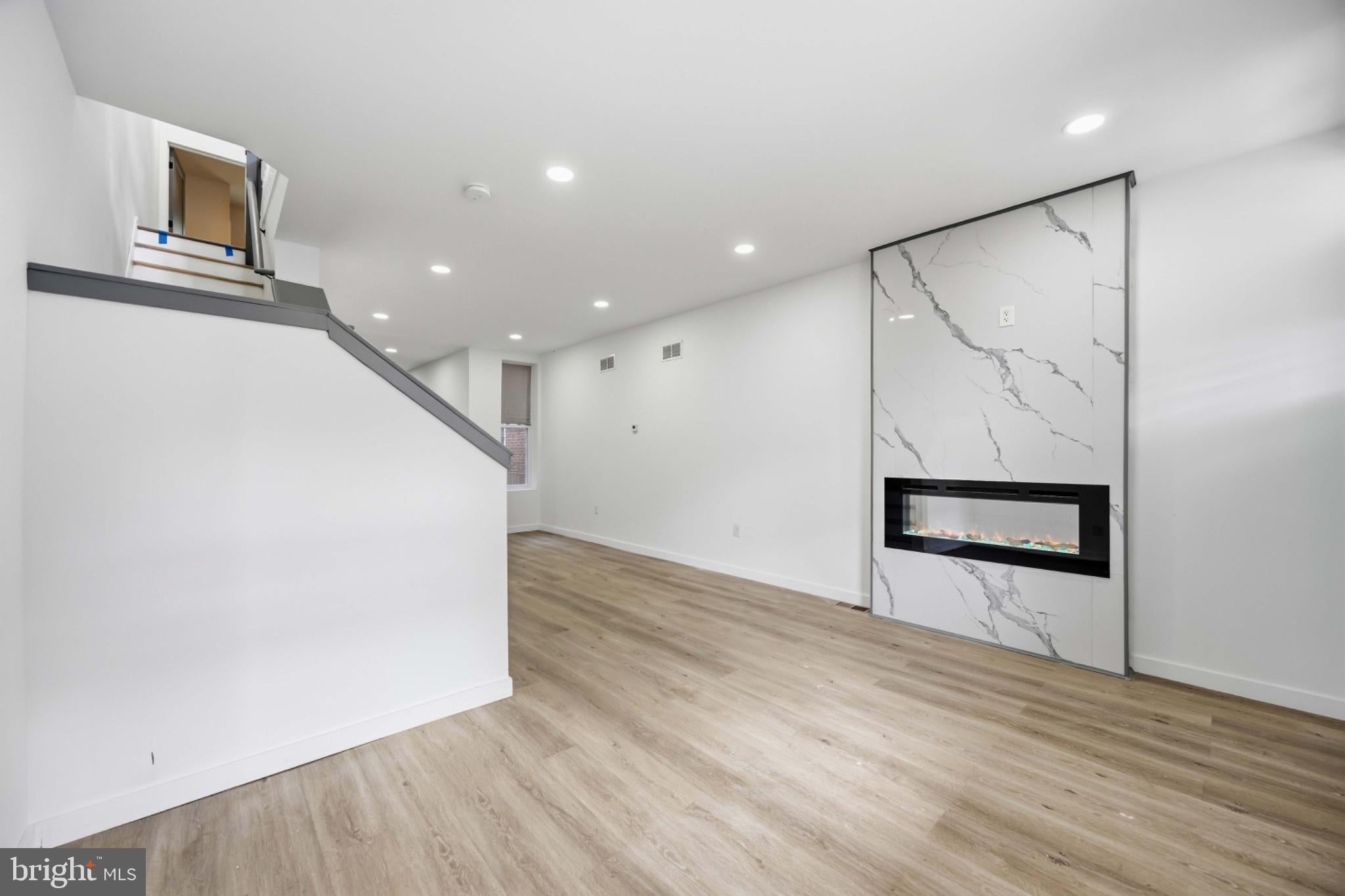 445 W PENN STREET