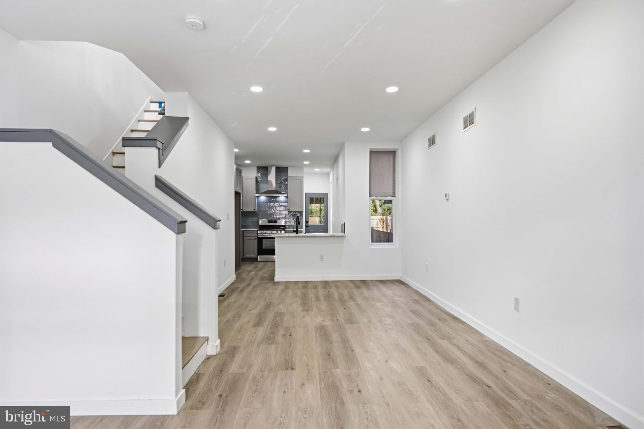 445 W PENN STREET