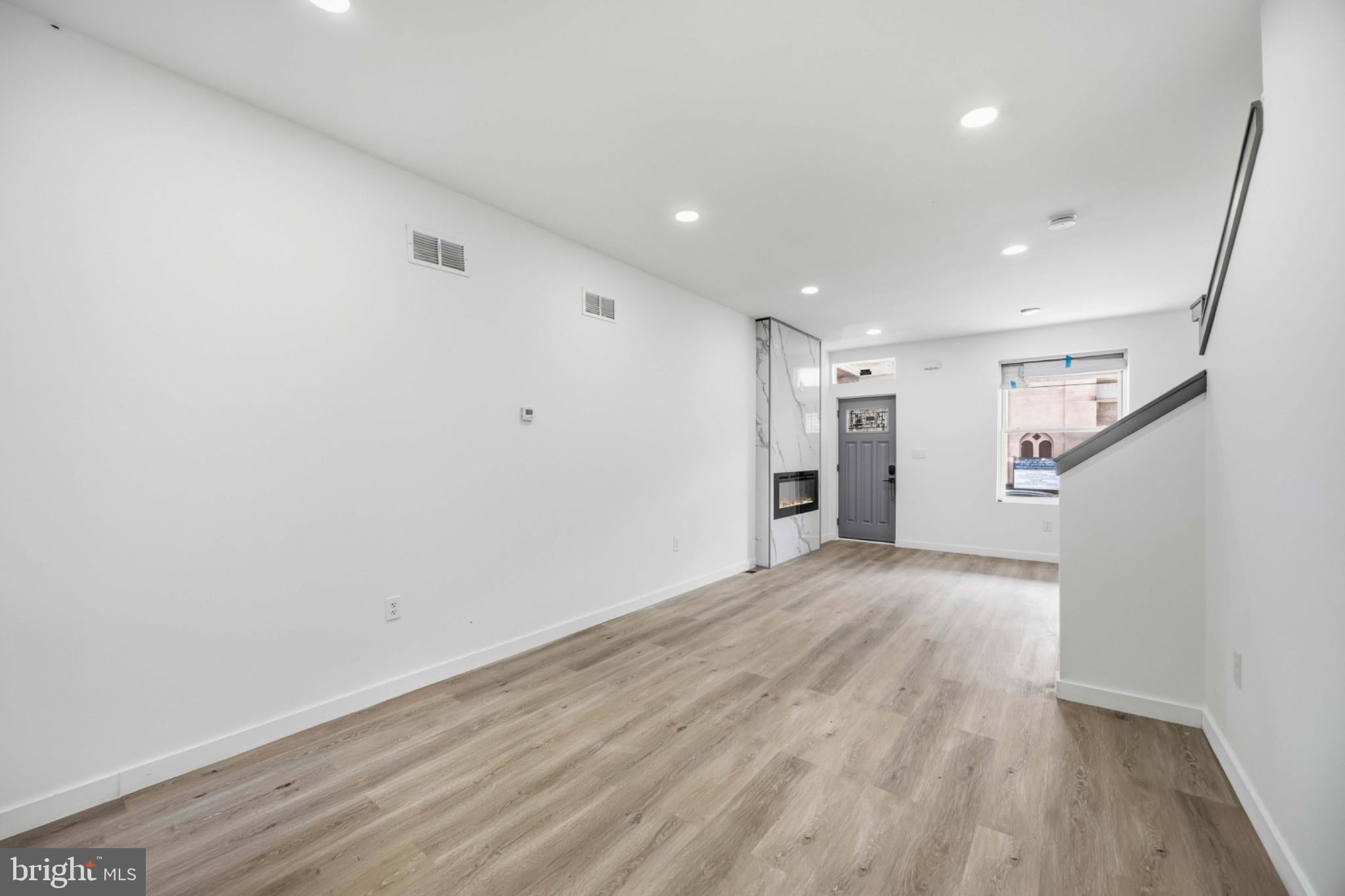 445 W PENN STREET
