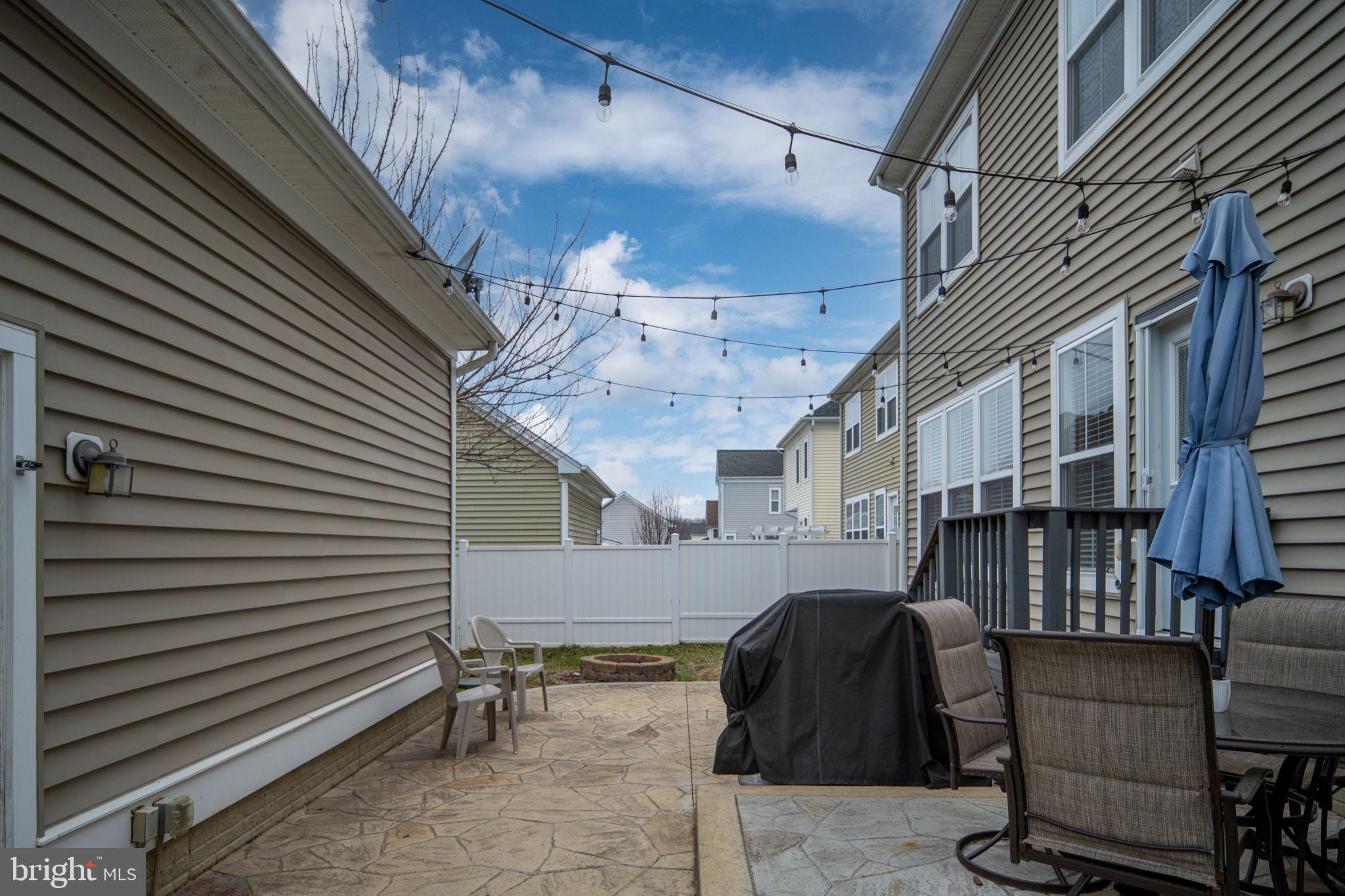 LADYSMITH VILLAGE - Residential