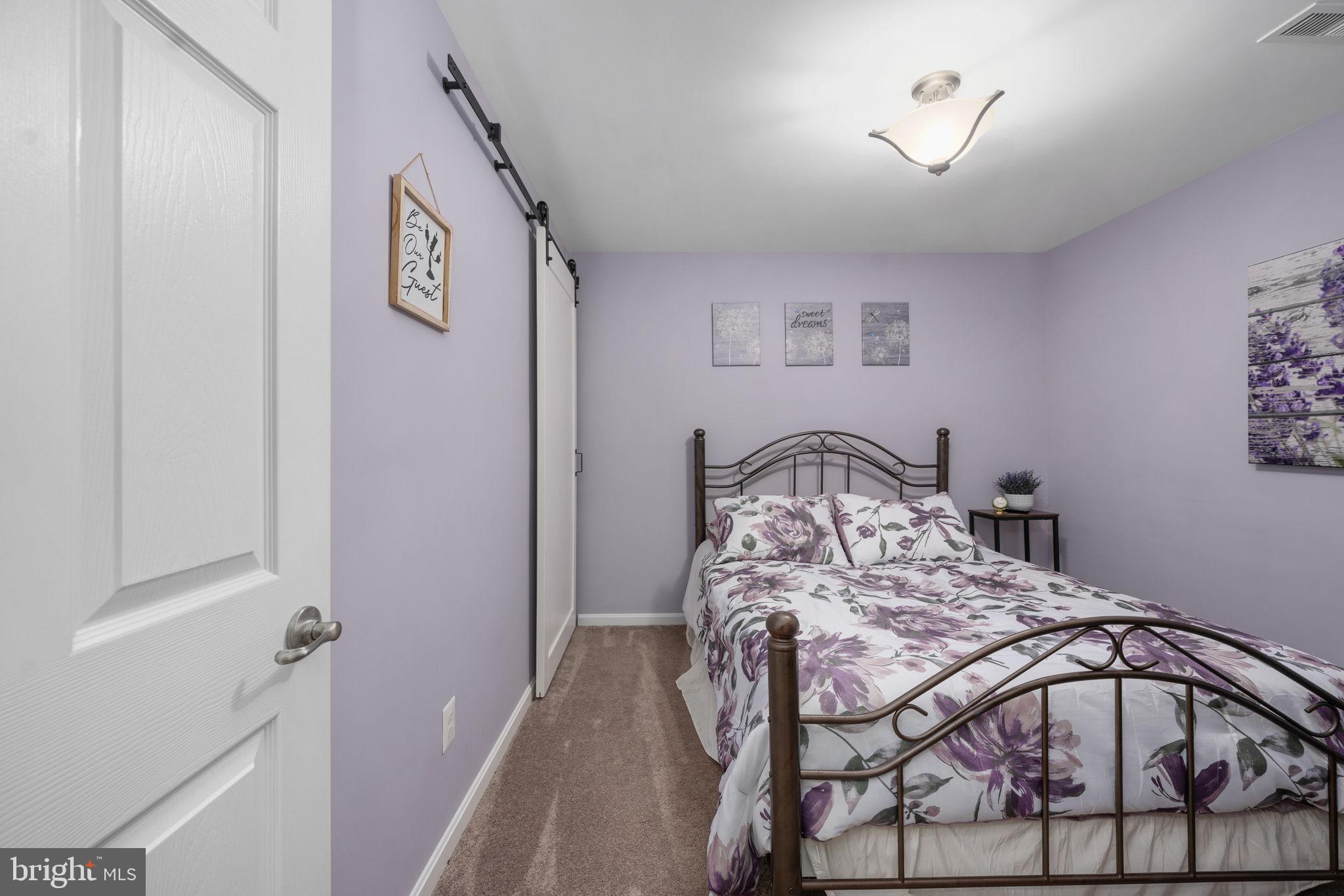 LADYSMITH VILLAGE - Residential