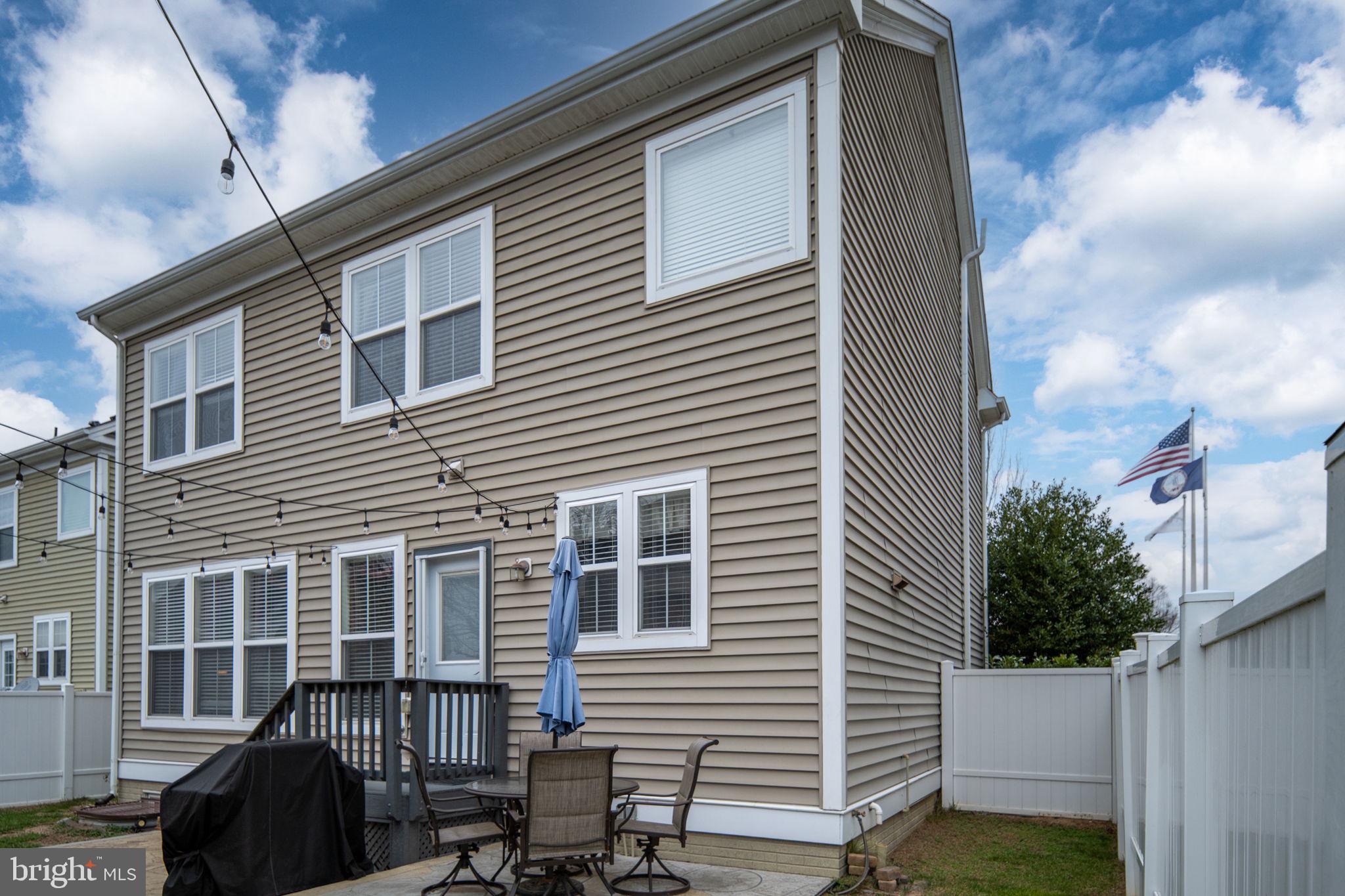 LADYSMITH VILLAGE - Residential