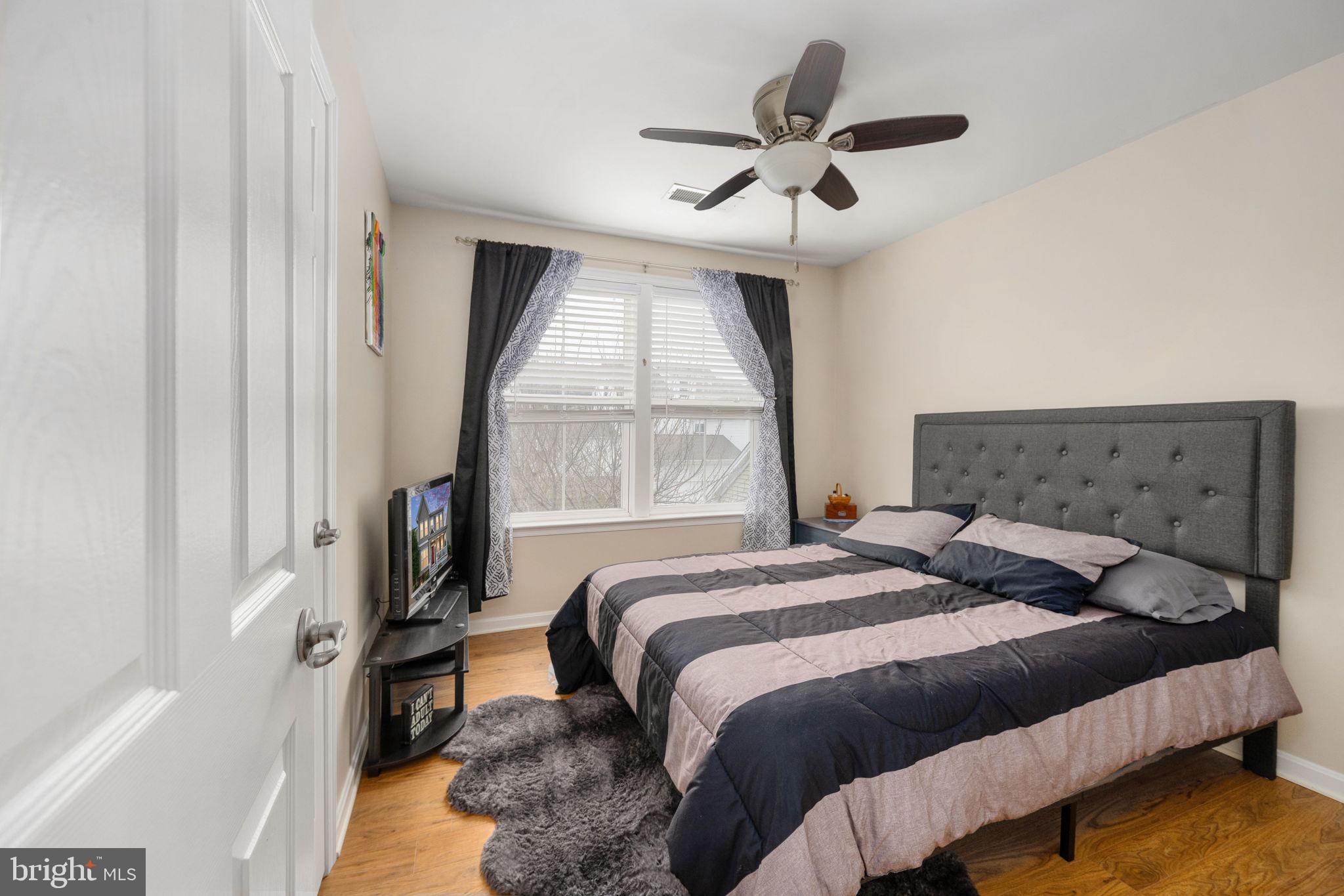 LADYSMITH VILLAGE - Residential