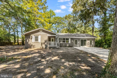 24208 Beaver Dam Drive, Seaford, DE MLS: DESU2096806