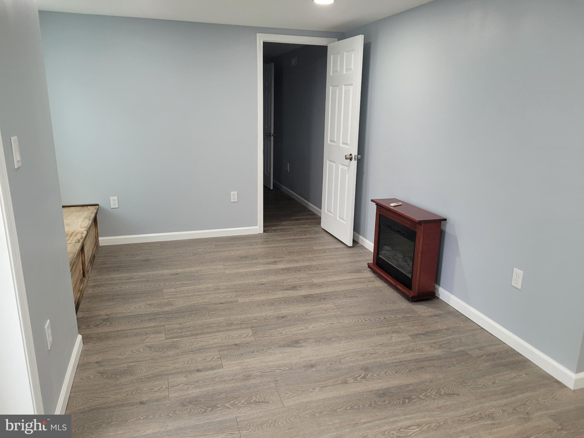 ROCKY RUN - Residential Lease