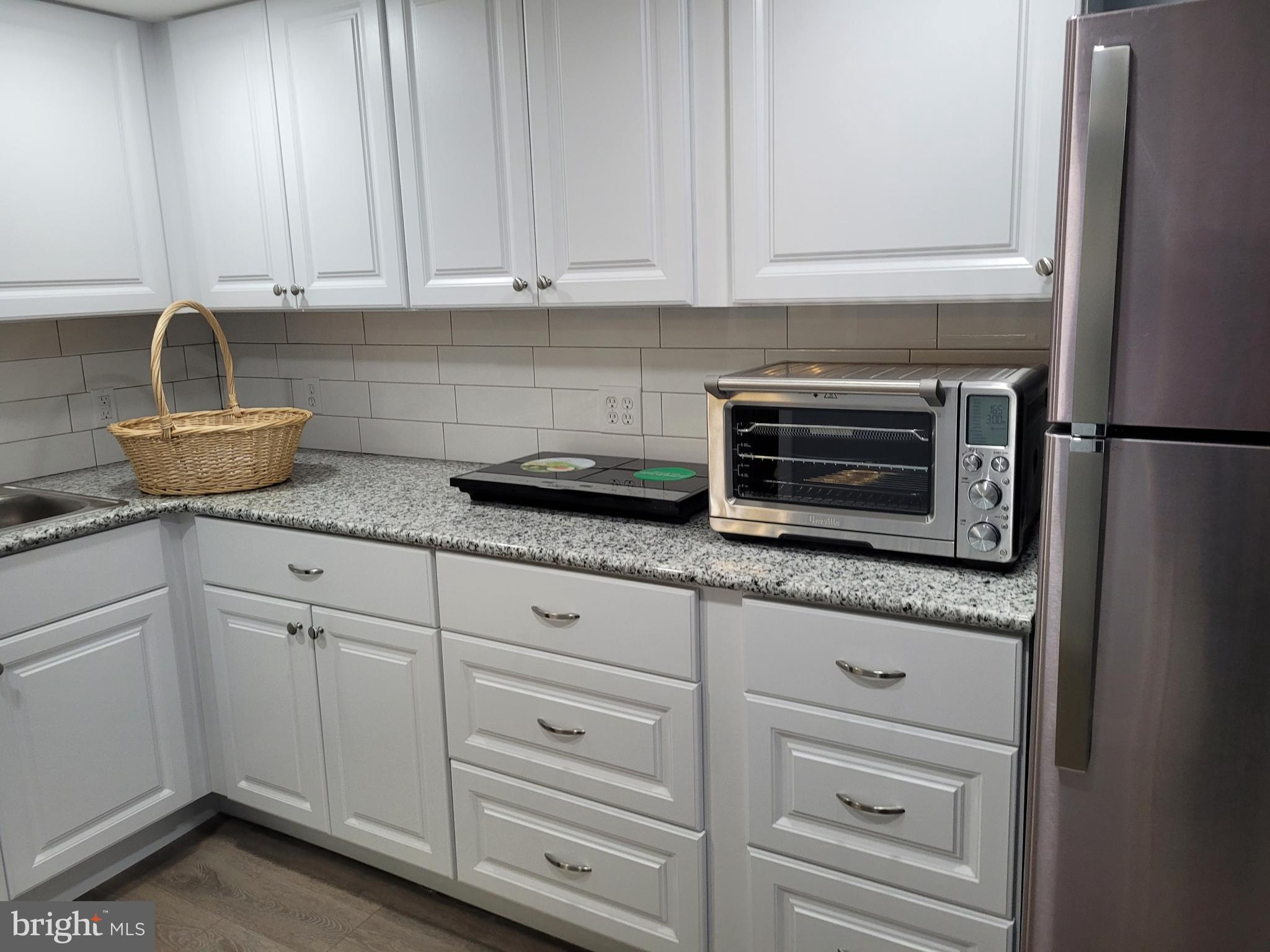 ROCKY RUN - Residential Lease