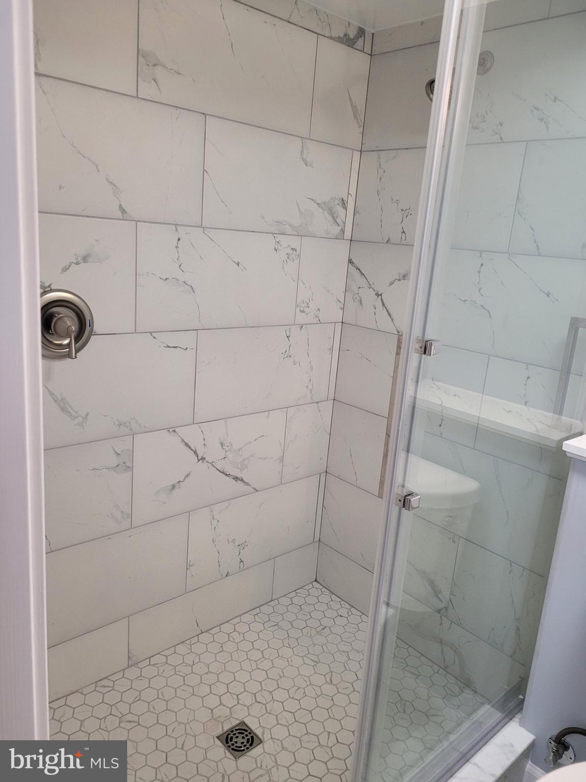 ROCKY RUN - Residential Lease