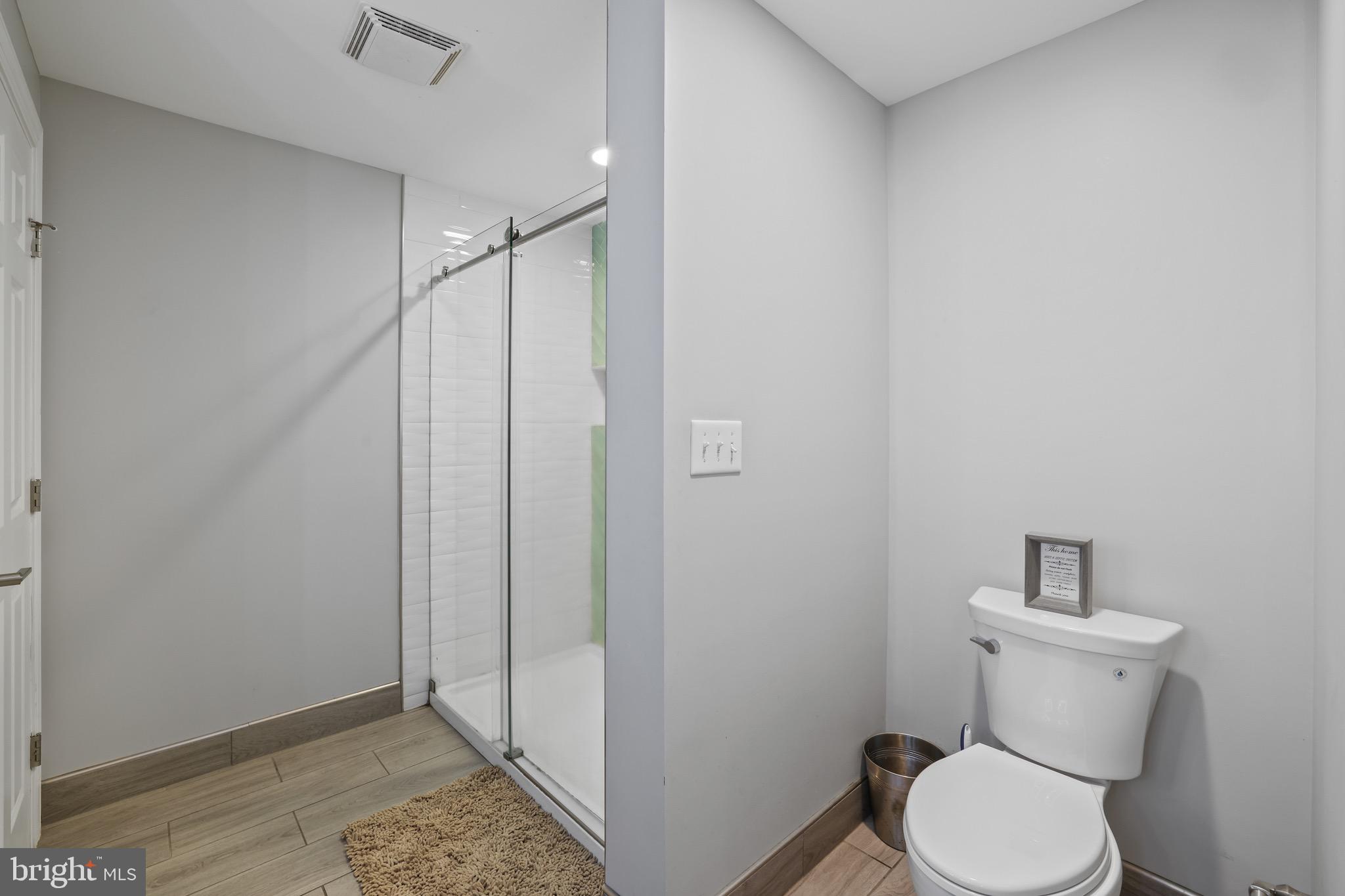 THALIA SHORES - Residential