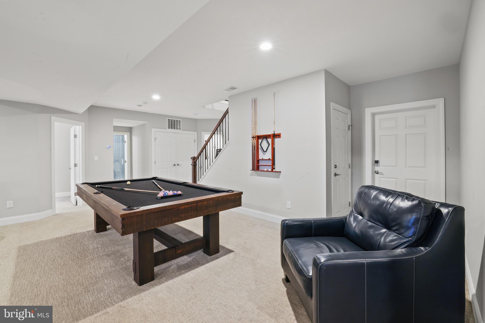 THALIA SHORES - Residential