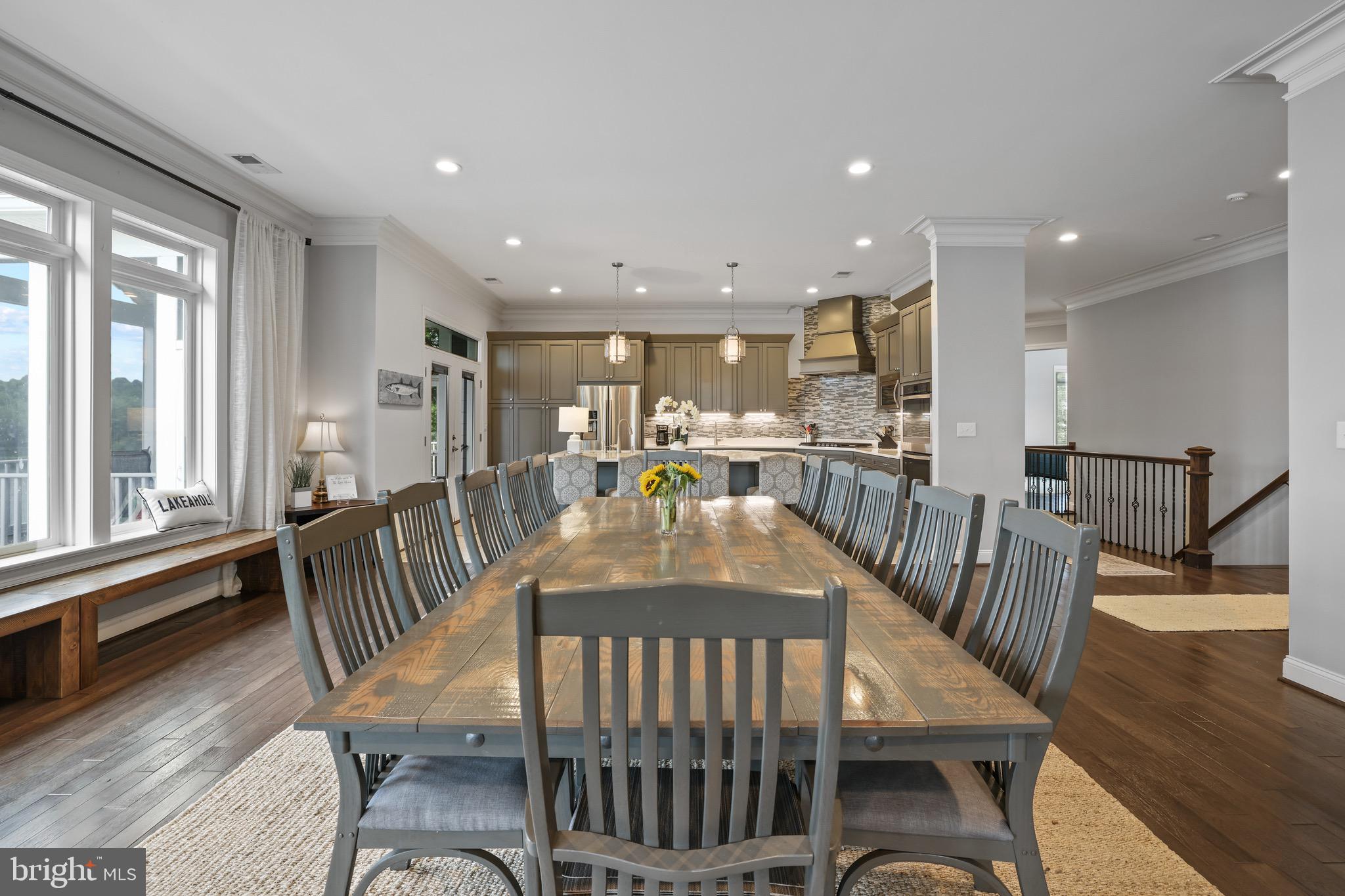 THALIA SHORES - Residential