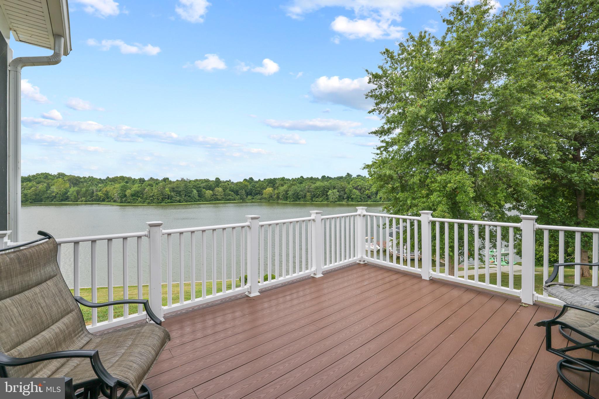 THALIA SHORES - Residential