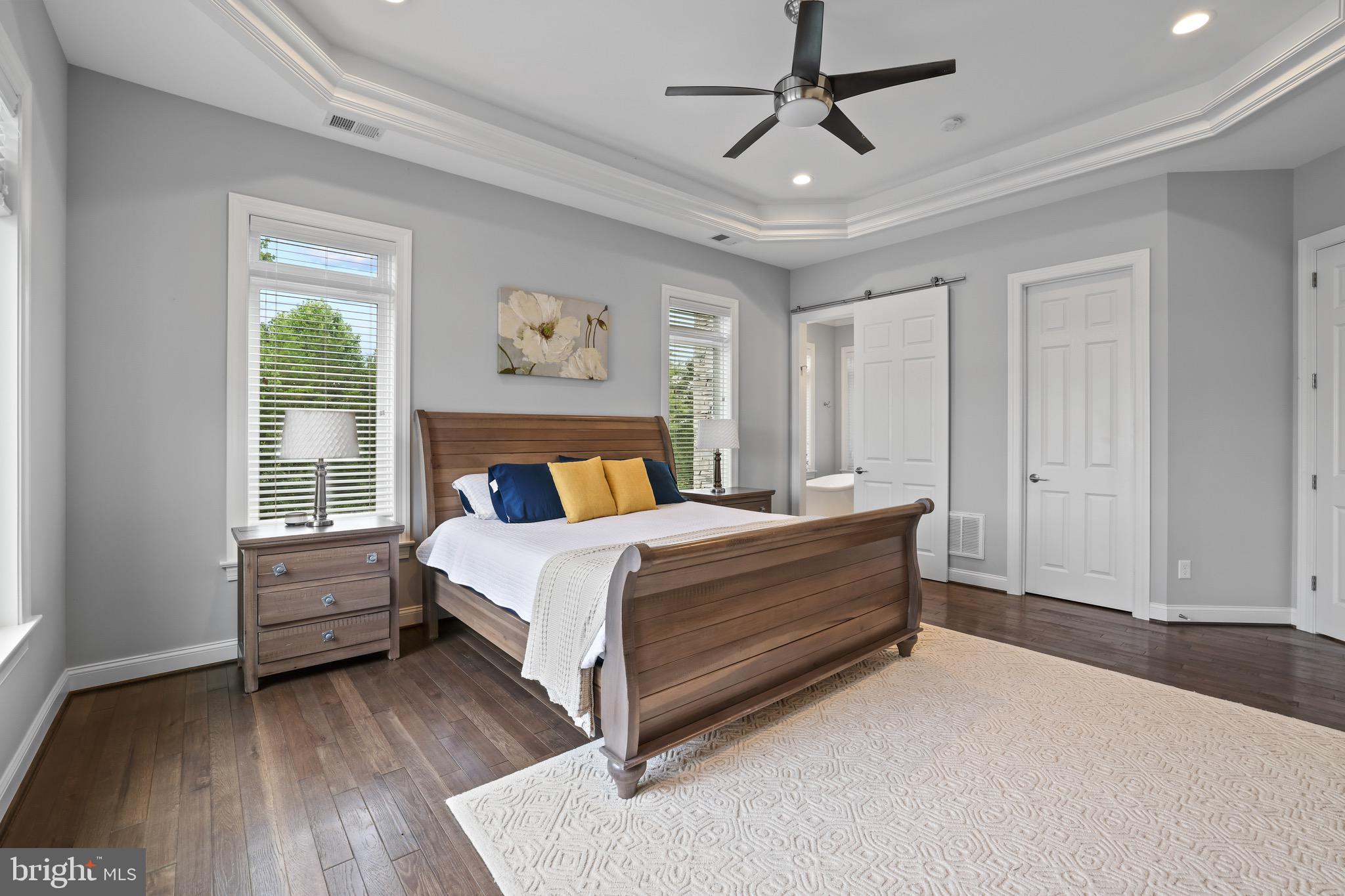 THALIA SHORES - Residential