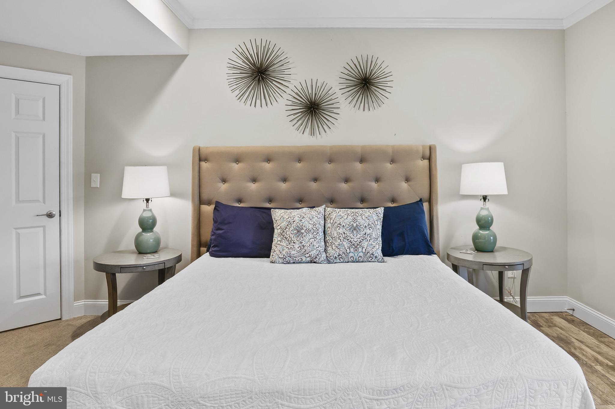 THALIA SHORES - Residential