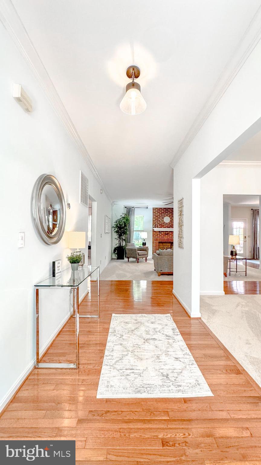 1009 CADMUS DRIVE