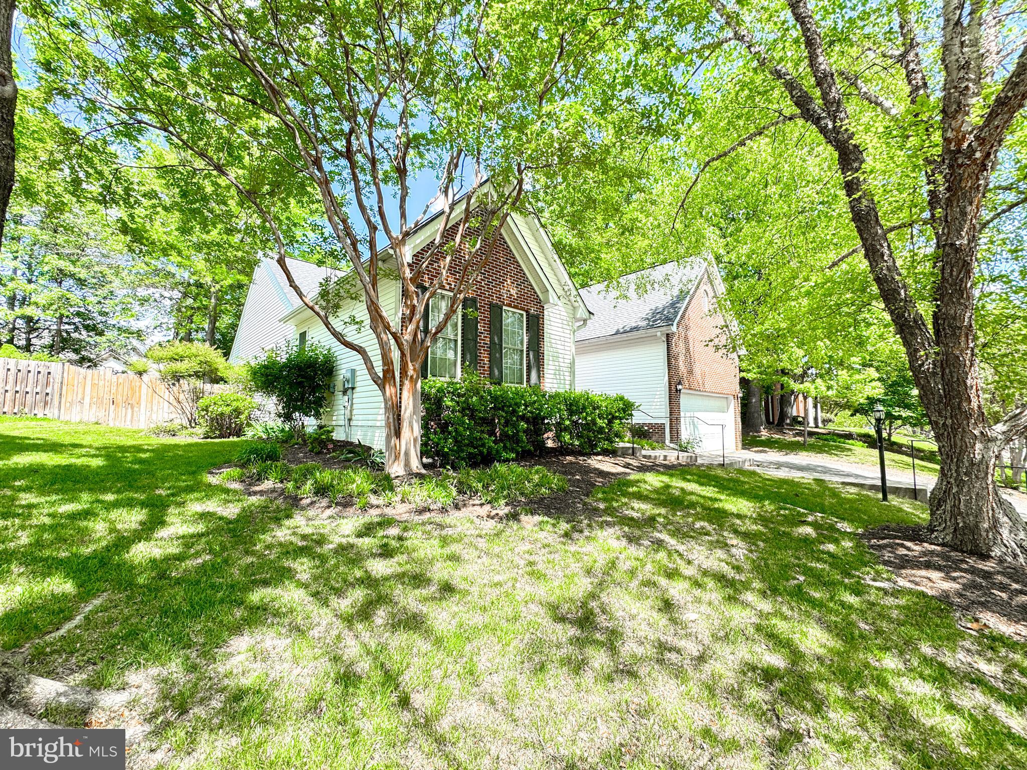 1009 CADMUS DRIVE