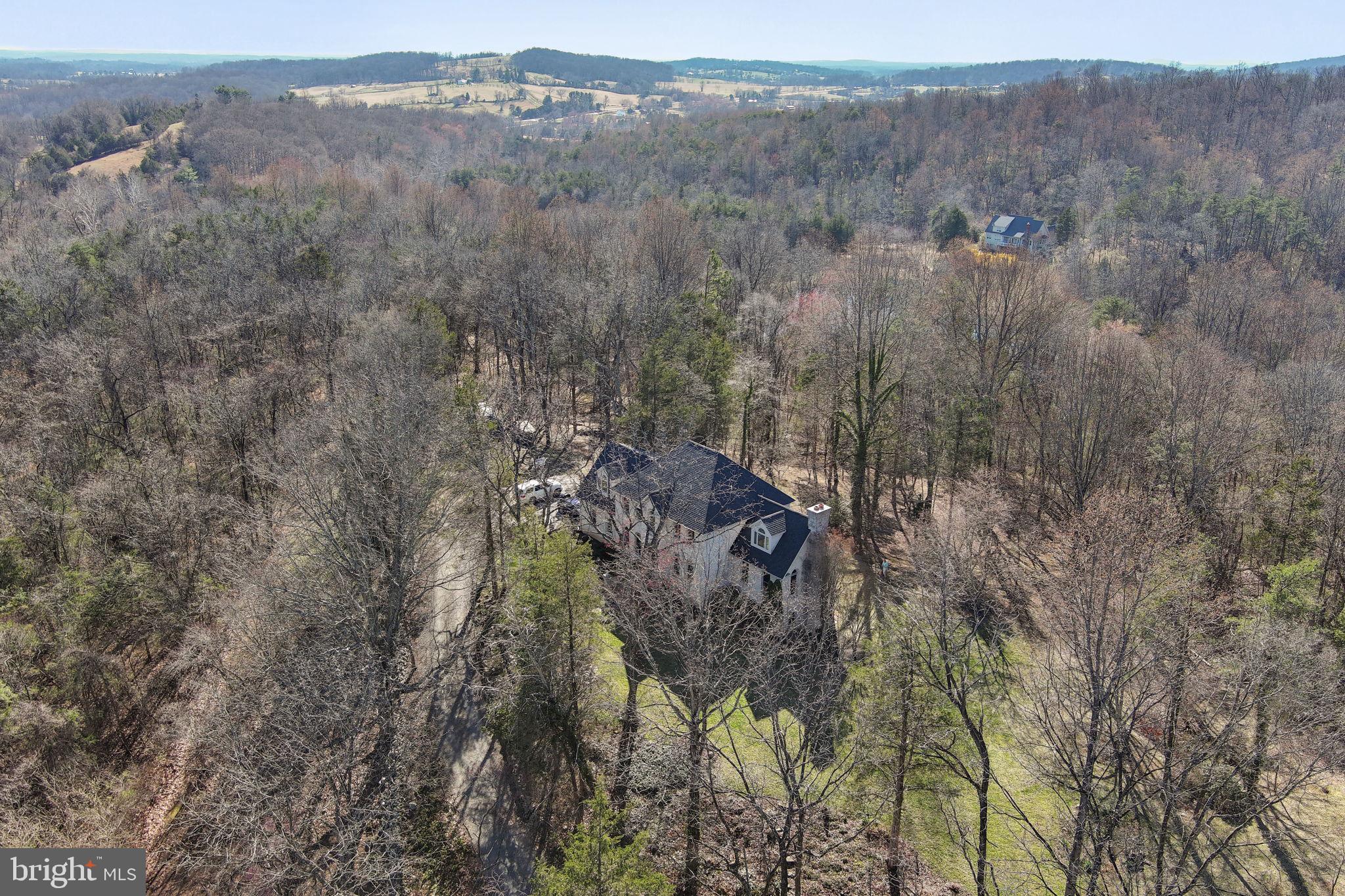 7929 WELLINGTON DRIVE