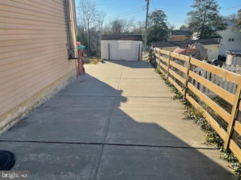 UPTON VILLAGE NORTH - Residential Lease