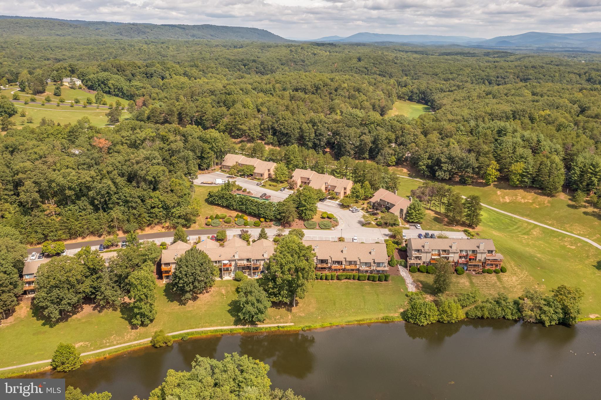 THE WOODS - Residential