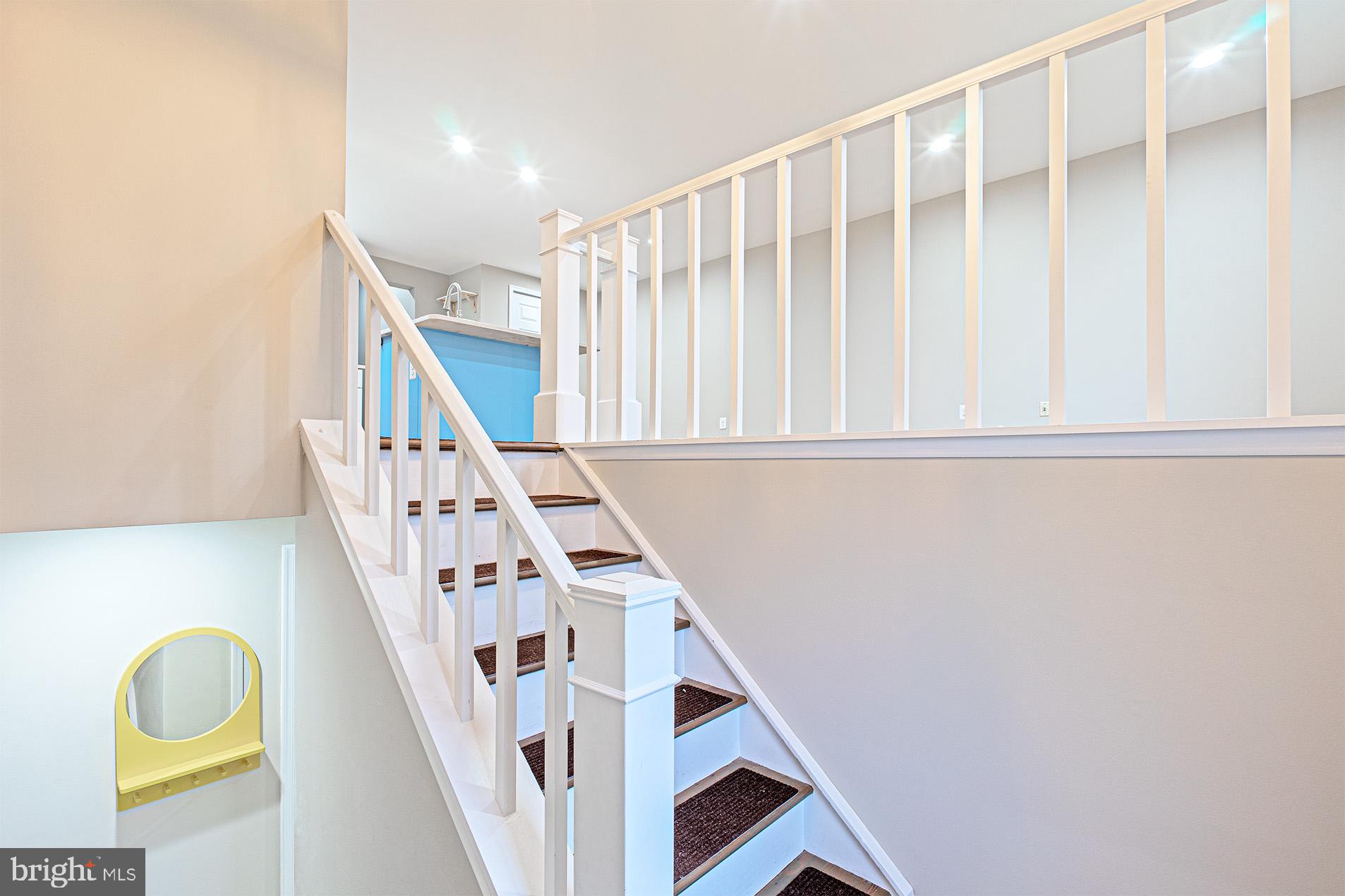 9705 LOCUST HILL DRIVE