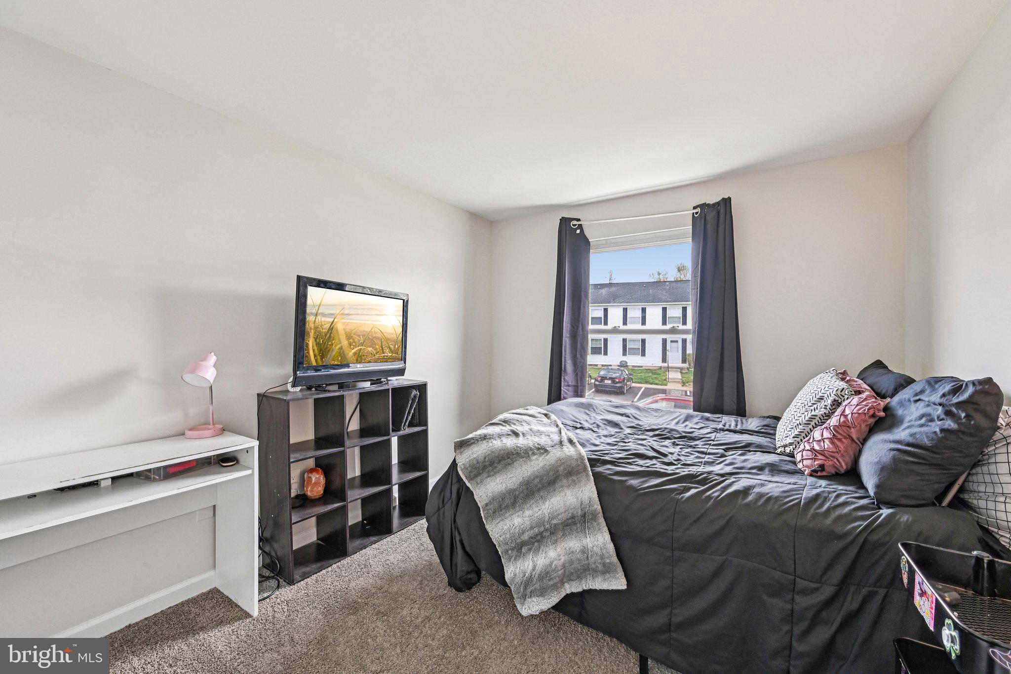 BROOKSHIRE - Residential