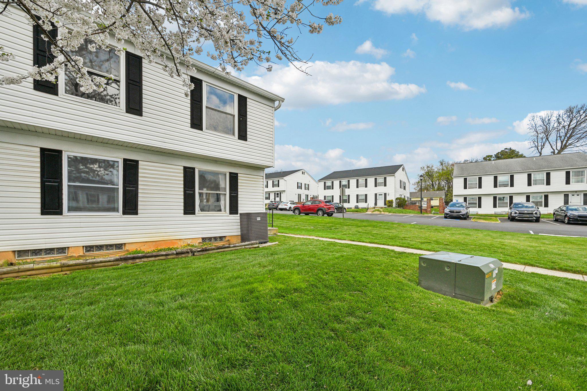 BROOKSHIRE - Residential