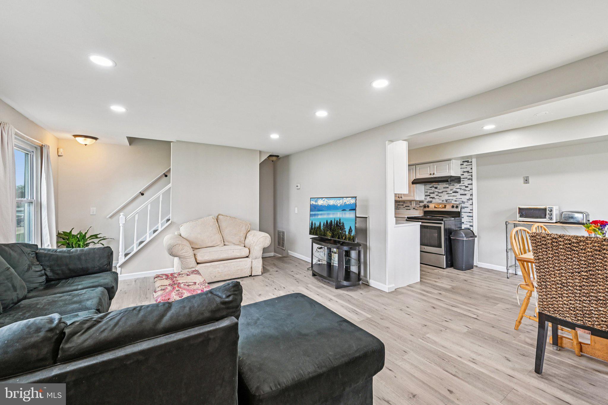 BROOKSHIRE - Residential