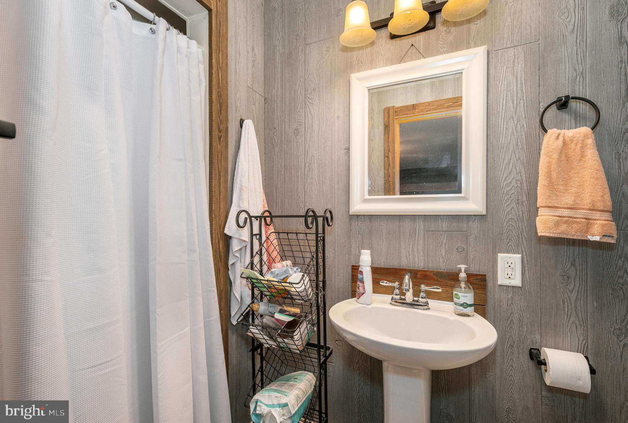 MONTE VISTA - Residential