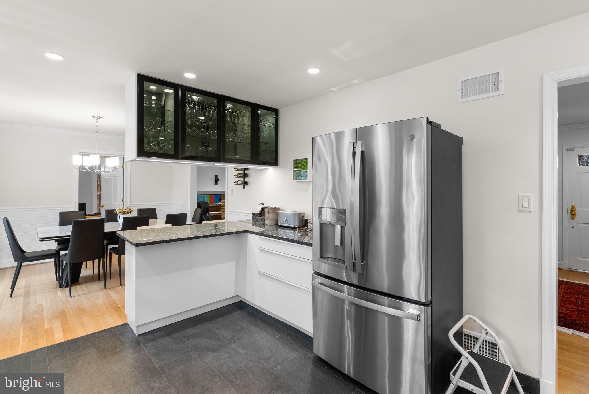 COLLEGE HEIGHTS ESTATES - Residential