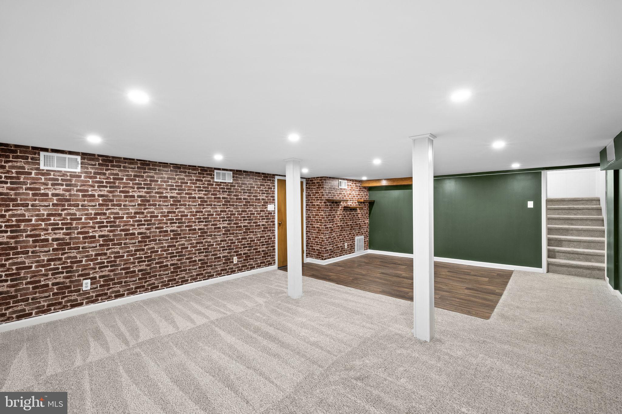 DILLARD - Residential