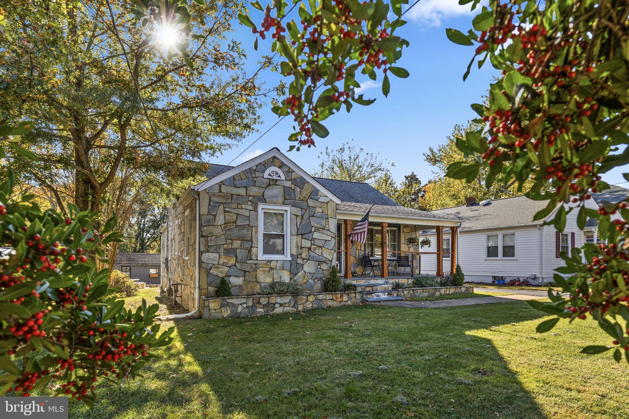 226 HILLCREST DRIVE