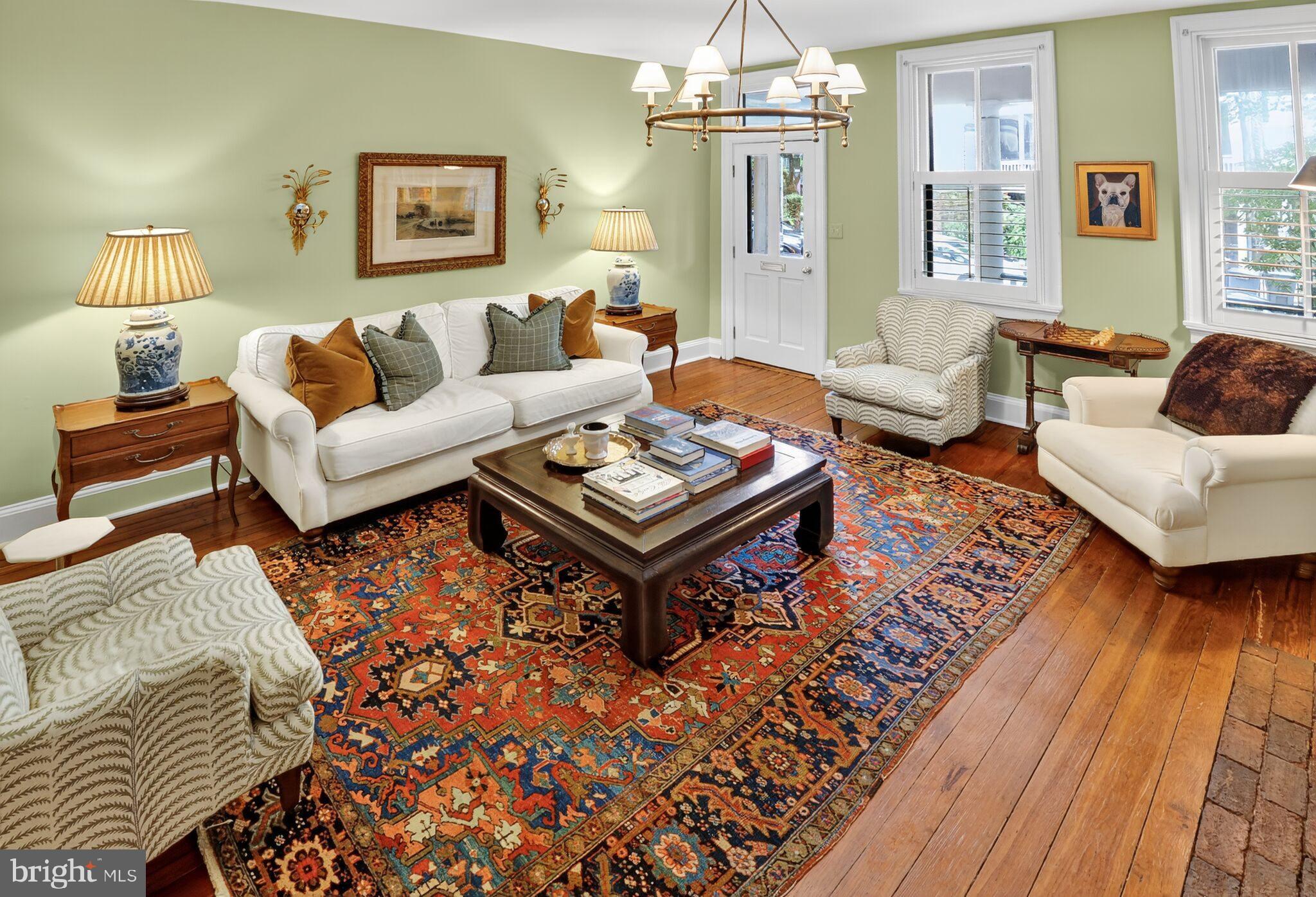 HISTORIC DISTRICT - Residential
