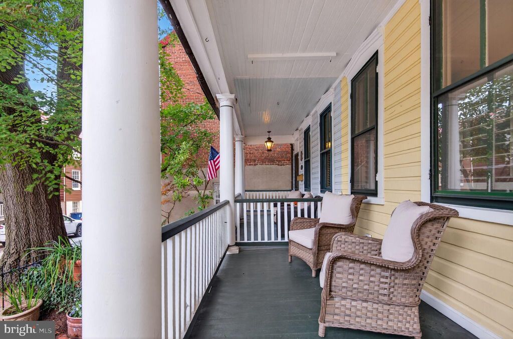 Photo of 168 Green Street, ANNAPOLIS, MD 21401 (MLS # MDAA2128222)