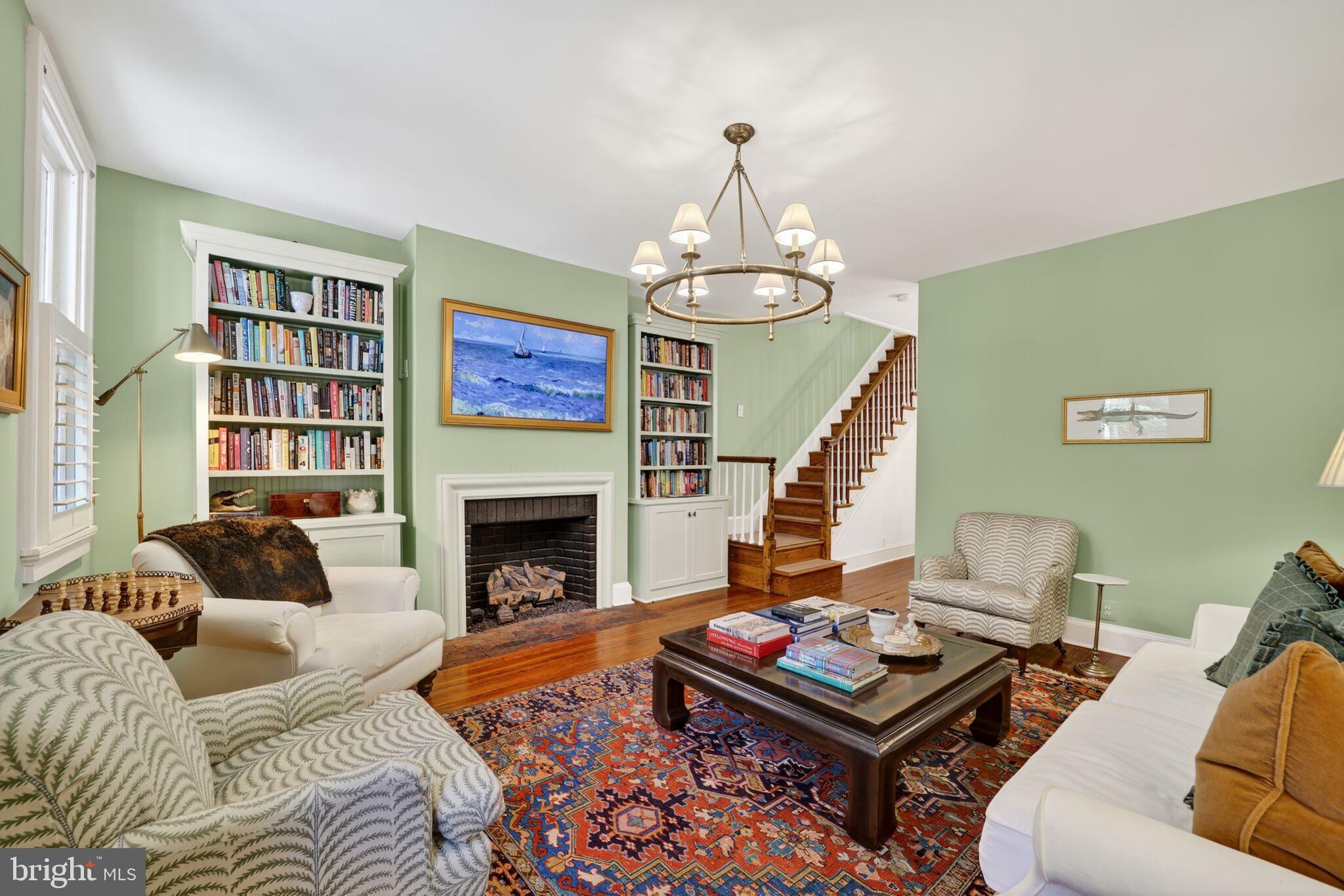 HISTORIC DISTRICT - Residential